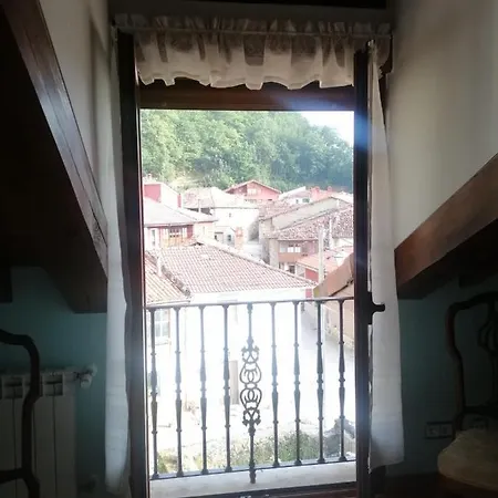 La Quintana Arenas De Cabrales